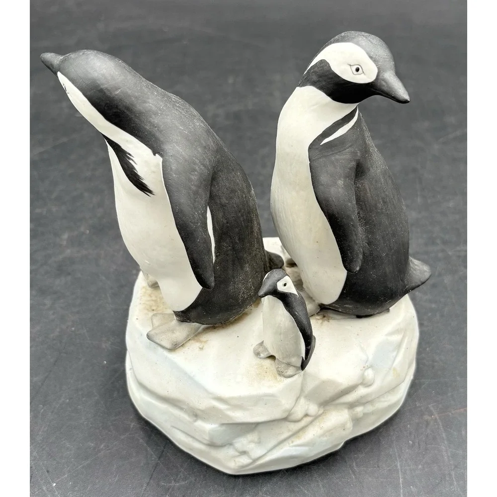 Vtg Penguin Snow Globe & A Ceramic Penguin Figurine Musicboxes
